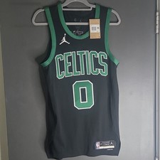 Ultimate Boston Celtics Collector and Super Fan Gift Guide 49
