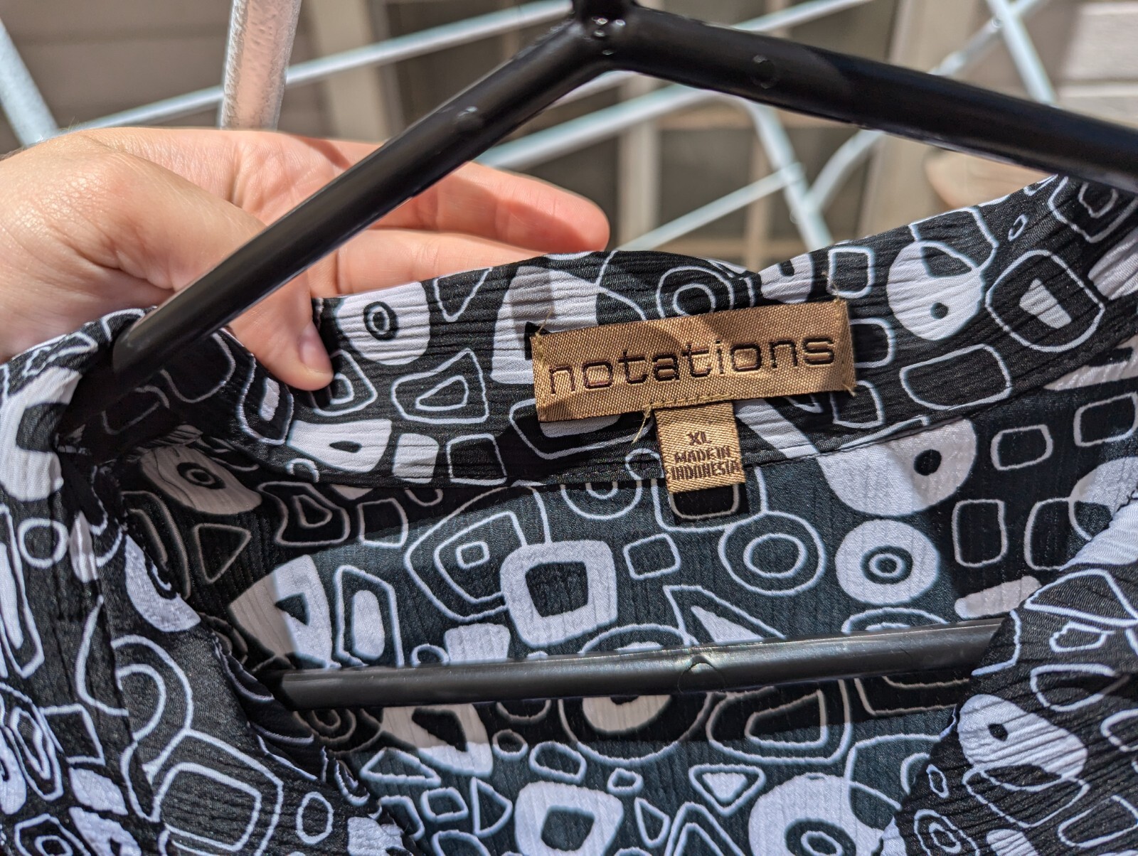 Abstract Pattern Black And White Button Down "Not… - image 7