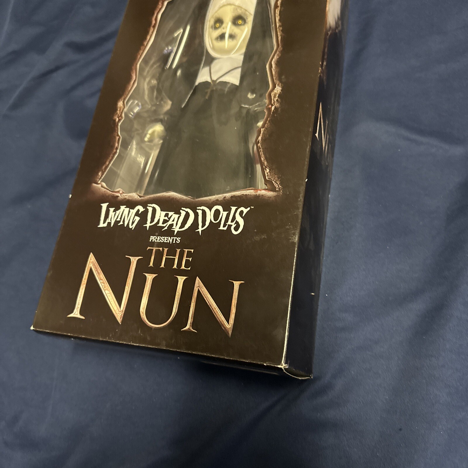 THE NUN LIVING DEAD DOLLS 10" FIGURE BRAND NEW HORROR MEZCO LDD CONJURING  10"