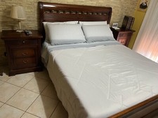 camera da letto matrimoniale completa usata ma nuova.  Vendiamo per cambio arred