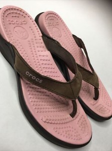 crocs flip flops with leather strap