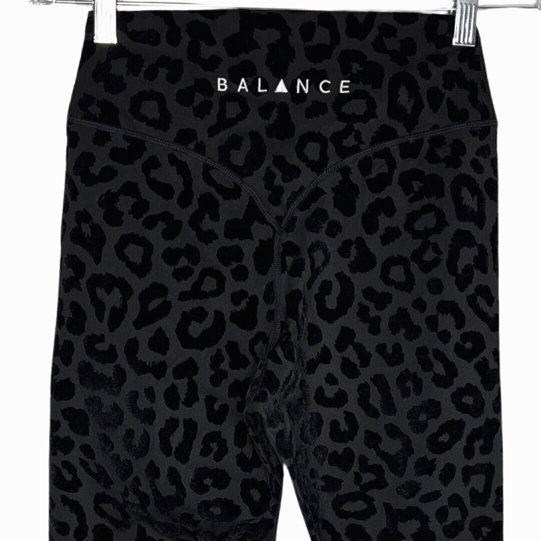 Balance Athletica Leggings Womens Medium Gray Black King Cheetah