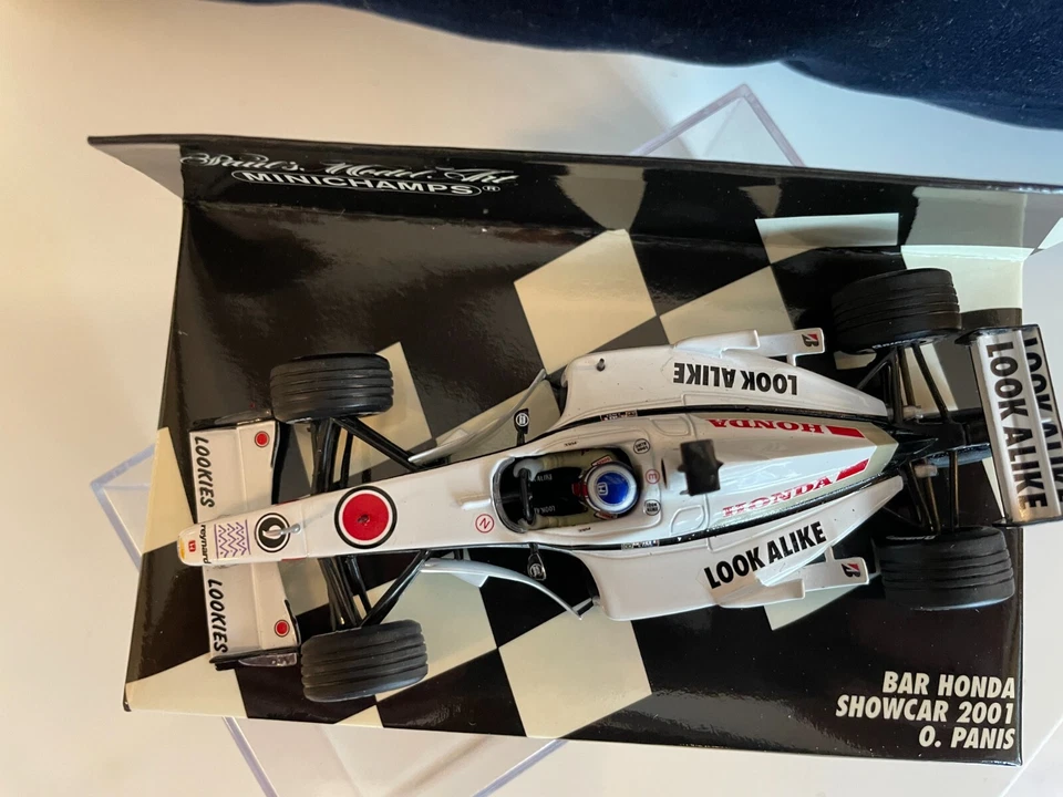 minichamps1/43 - BAR Honda showcar 2001 O. Panis / édition limitée - Photo 2/3
