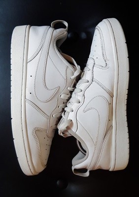 Nike Court Borough Mid 2 Sneaker Low / Triple White / Größe 38