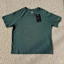 Levi’s Bistro Green Game Day T-Shirt size XS NWT