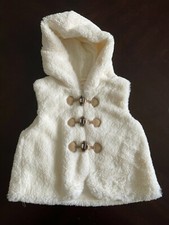 Gymboree Cuddly Faux Fur Hooded Toggle Closure Vest NWT Size 2T-3T