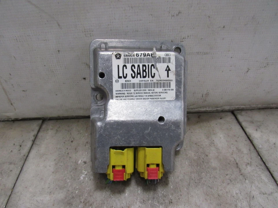 Dodge Challenger 2010 módulo de control 56054679AE Foto 2 de 3