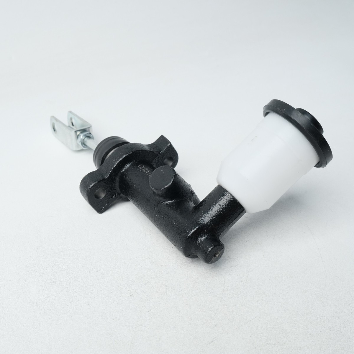 Clutch Master Cylinder For Toyota Landcruiser BJ42, FJ40, FJ60