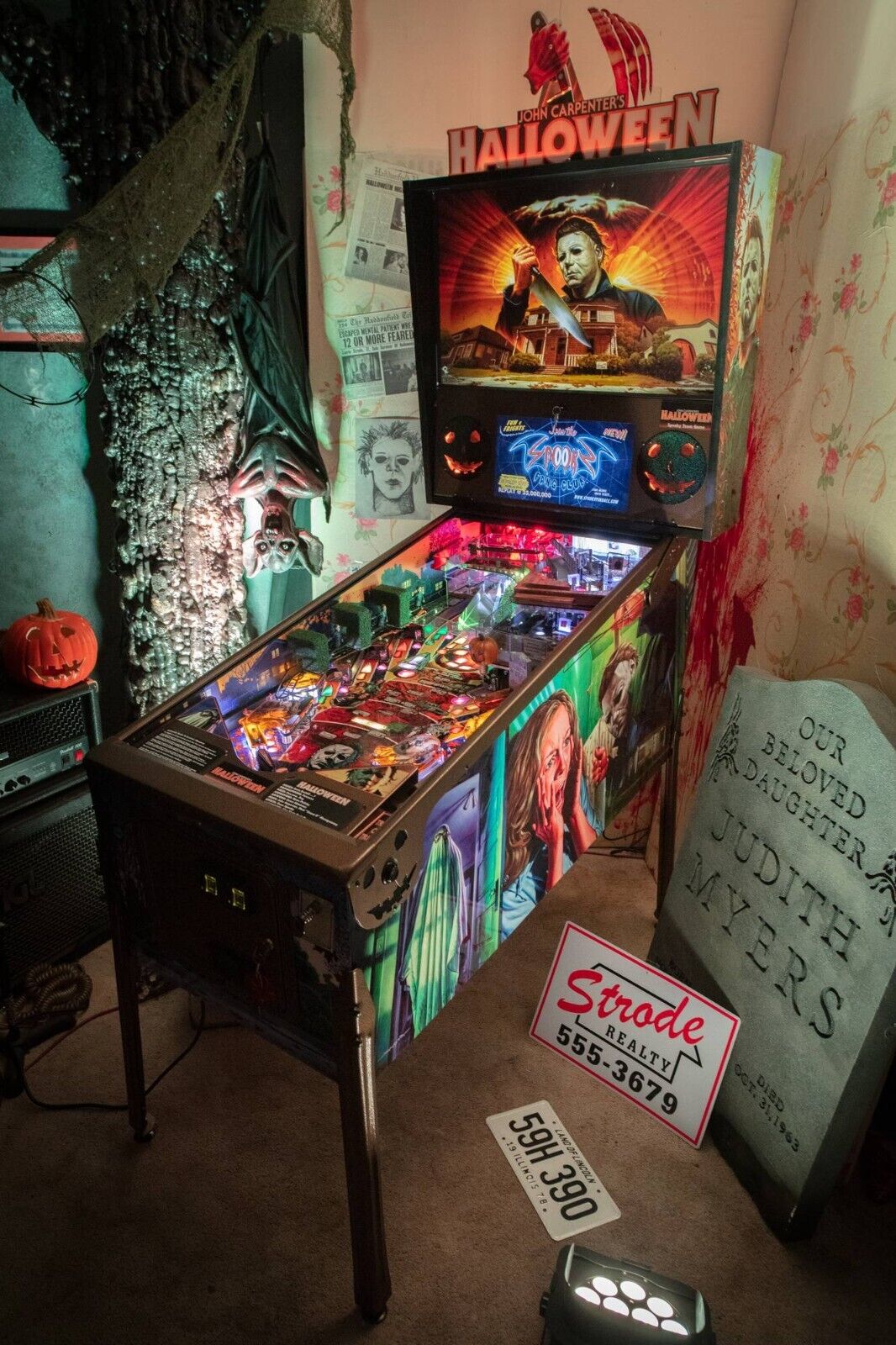 John Carpenters Halloween Spooky Pinball Collectors Edition - New in Box