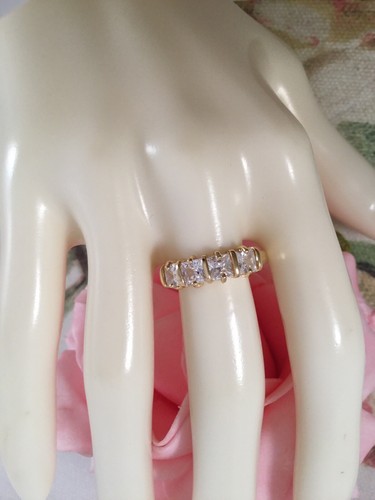 Jewellery Gold Band Ring with White Diamonds Vintage Retro Mid Century Jewelry - Picture 5 of 10