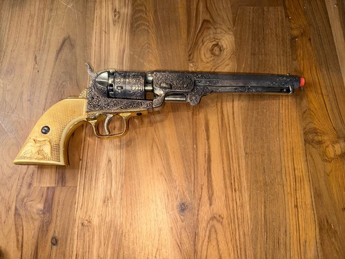 Vintage Colt M1851 Navy Revolver Pistol Civil War 1851 Wild West Denix Replica