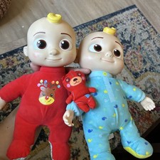 Cocomelon JJ Dolls Christmas And Bedtime