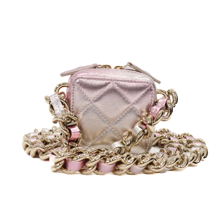 Excellent Condition CHANEL Cube Matelass Mini Cha… - image 5