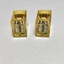2 PCS BRAND New IDEC Relay RY4S-U AC220-240V RY4S-U U.S. Stocking shipper