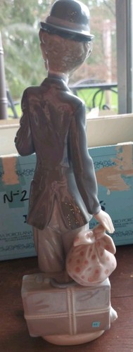 Lladro 5233 Charlie The Tramp Mint Condition With Box And Cane, Retired - Picture 6 of 14