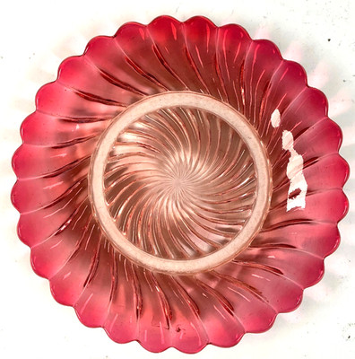 Rare Baccarat Depose Pink Depression Glass Swirl Scalloped Edge Plate 5 3/8'' #3