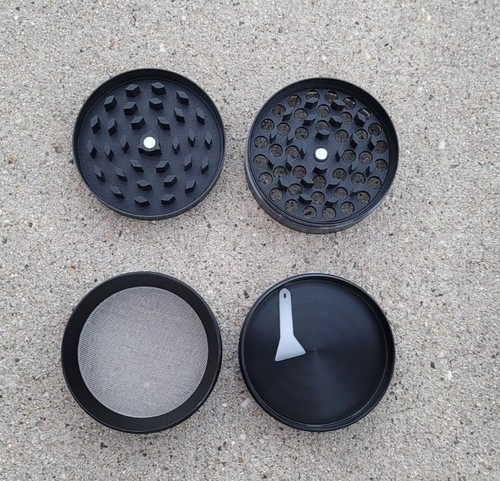 4 Piece Herb Grinder Metal Tobacco Grinder NEW - Picture 5 of 8