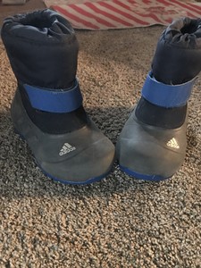adidas childrens snow boots