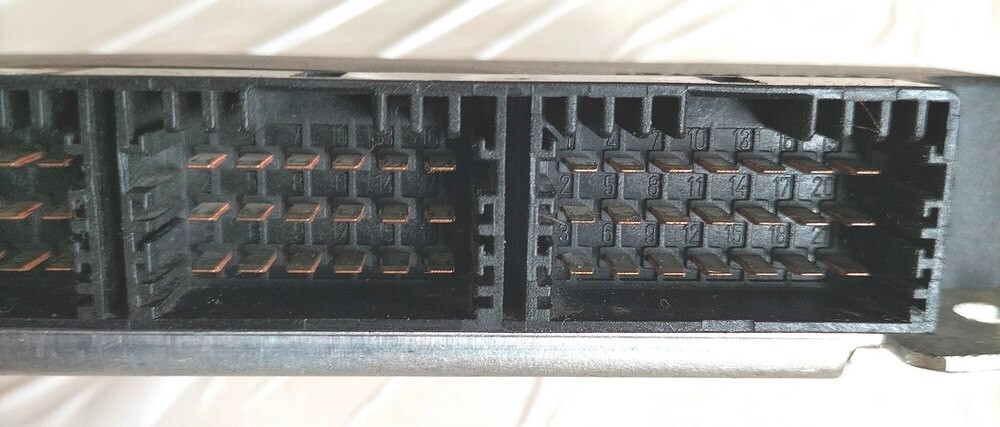 20427169-01 FLASHER CONTROL UNIT VOLVO 412 470 001 001  