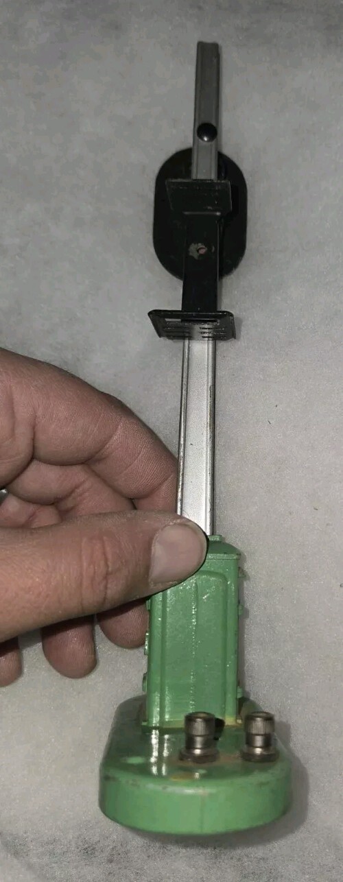 Lionel Train Automatic Block Signal 153 Postwar O Gauge USA Made