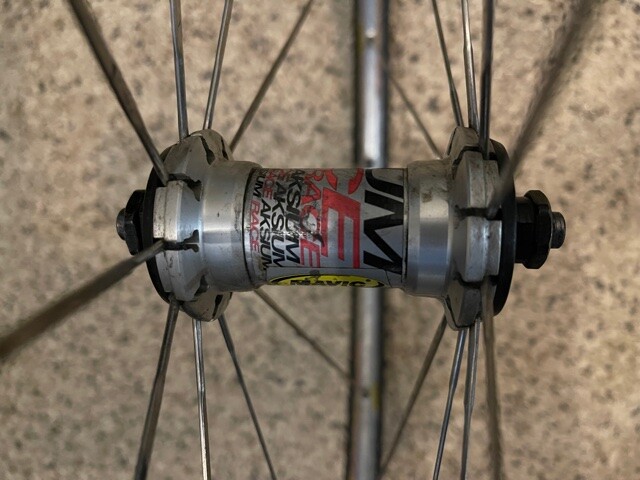 Mavic Askium Road Clincher (front wheel only) with Specialized tire & tube
