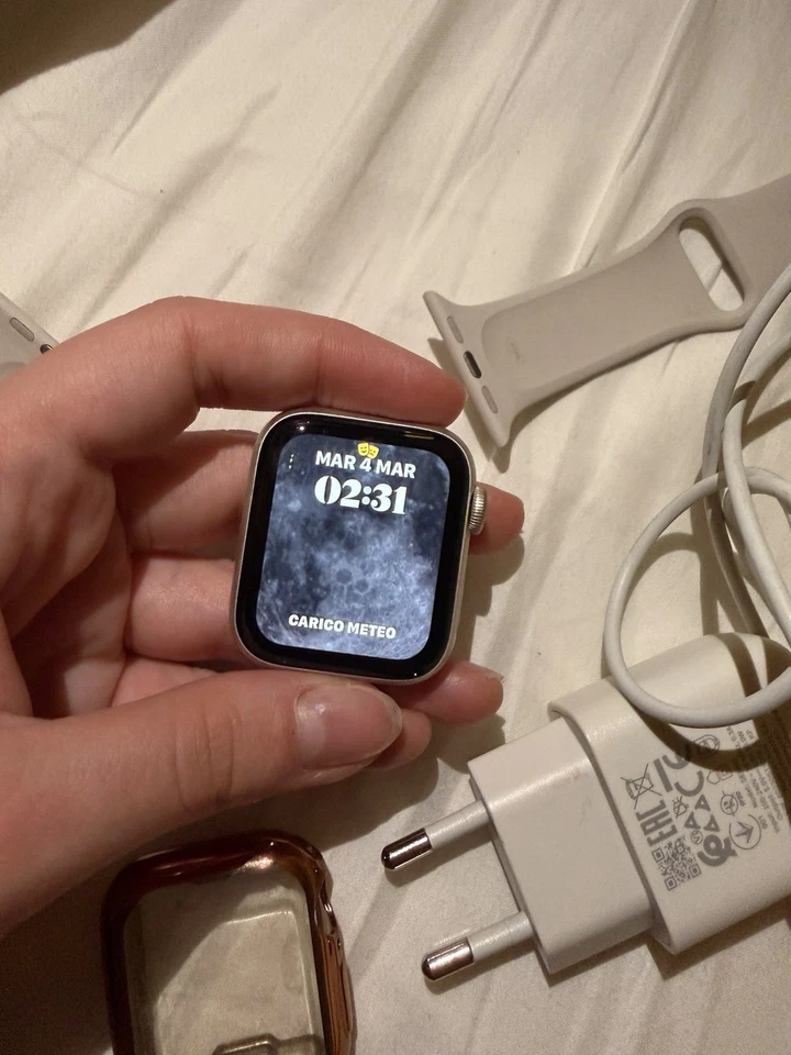 Apple Watch SE 2 · 42 mm · GPS, foto 1 di 5