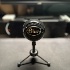 Blue Microphones Snowball Ice USB Condenser Microphone with Tripod Stand Black