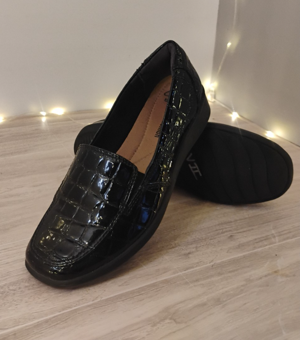 Clarks 6M Women’s Snakeskin Print Black Leather Classic Slip On Mary Jane Loafer