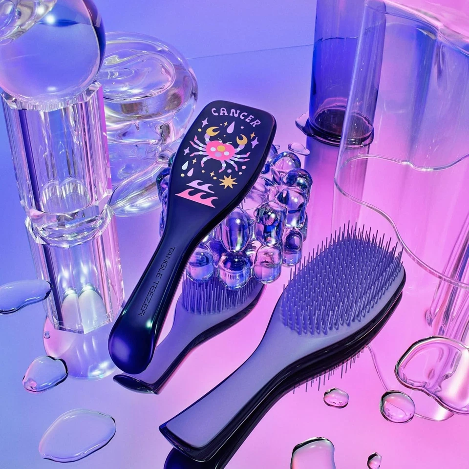 Cepillo desenredante Tangle Teezer Zodiac Ultimate para cáncer de cabello húmedo y seco Foto 3 de 4