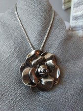 Rose Design Silver Metal Belt Buckle/Pendant 3" Diam Unique Versatile