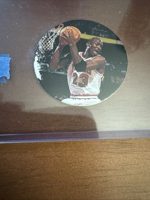 1995 Upper Deck Jordan Milk Caps - Michael Jordan #18