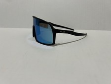 NEW OAKLEY OO9406 Sutro Rectangular Sunglasses Black frame - Blue Prizm lens