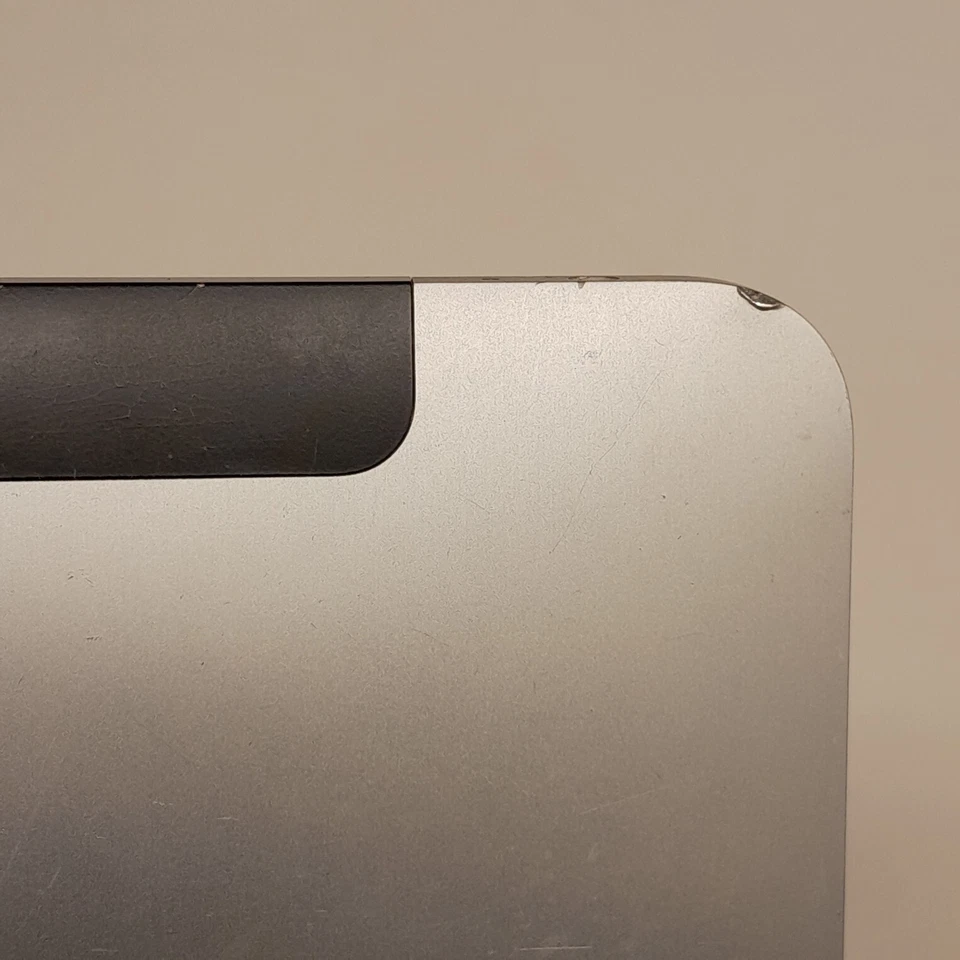 Apple iPad 1st Generation 64GB Model A1337, 9.7in Silver - Image 4 of 4