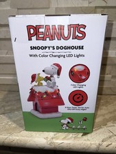 Peanuts Snoopy  s Dog House Color Changing LED Christmas Lights Figurine w/Timer