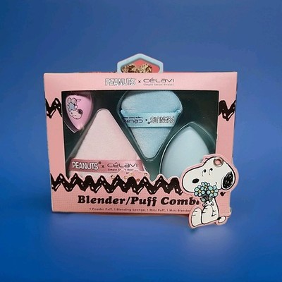 Peanuts Snoopy Makeup Blender /Puff Set 