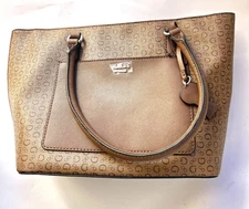 NWT GUESS TOTE SHOULDER BAG PURSE TAN BROWN