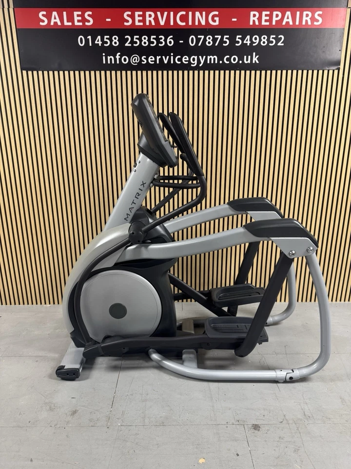 PACKAGE DEAL! 5 X Matrix E7xi Elliptical Cross Trainer. Commercial Gym Equipment - Image 2 of 4
