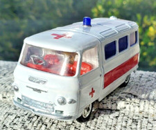 1:43 Scale 466 Corgi  Commer 3/4 Ton Chassis White Ambulance Code 3