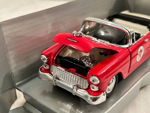 Superior/Sunnyside 1/34 Scale Texaco 1955 Chevrolet Bel Air Convertible with Box - Picture 8 of 11