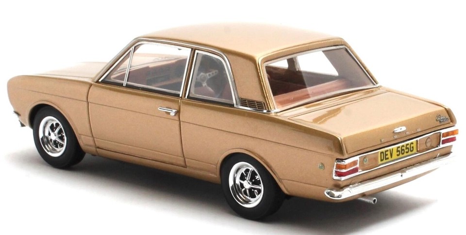 Ford Cortina Lotus MkII, weiss/grün, 1966, 1:43, Matrix | Model Car World