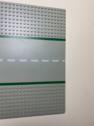 Vintage REAL 1978 LEGO Base Plate #553 Straight Road Plates Crosswalk 10” x 10” - Picture 4 of 10