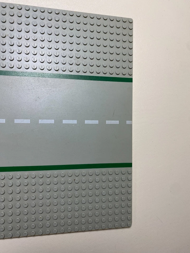 Vintage REAL 1978 LEGO Base Plate #553 Straight Road Plates Crosswalk 10” x 10” - Image 4 of 4