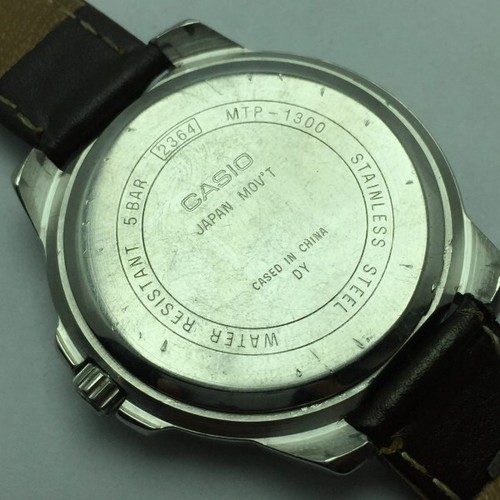 Casio MTP-1300 Day/Date 2364 Diver Quartz Vintage Men’s Watch SBZ96BAS4 - Picture 6 of 6