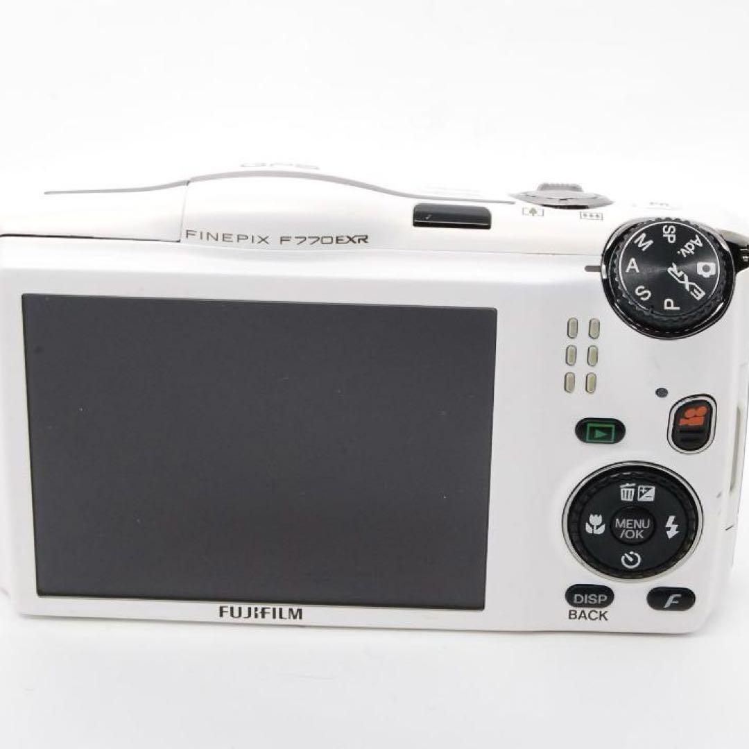 富士フイルム、光学20倍ズーム塔載「FinePix F770EXR」 - 価格.com