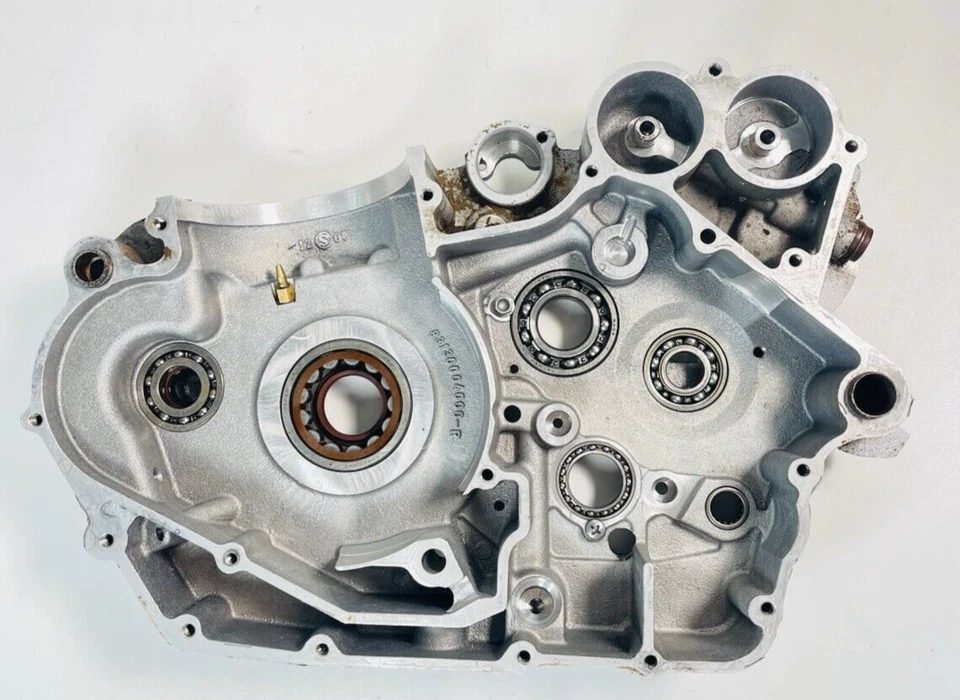 2008- 2012 KTM 450XC 525XC ATV ENGINE CASE SET W/ BEARINGS ASY. 83130003000-R - Image 2 of 4