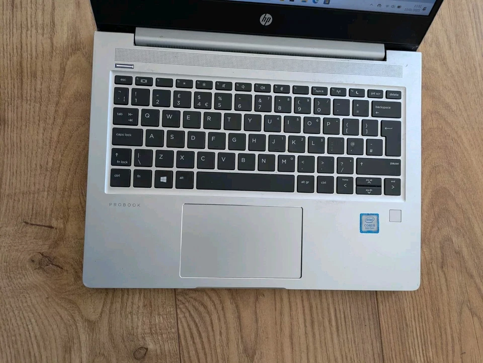 HP Probook 430 G6 i5 8265U 1.8GHz 8GB RAM 256GB 13.3" FHD Keyboard Issue 814 - Image 3 of 4