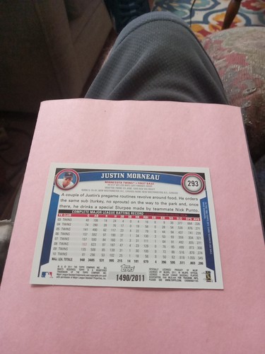 2011 Topps Series 1 Justin Moreau Twins Gold 1490 / 2011 # 293. - Picture 2 of 2