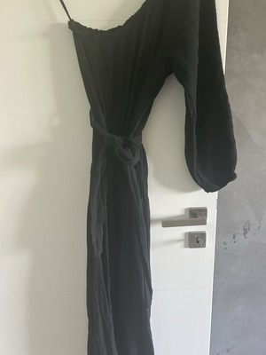 Sassy Classy Musselin Kleid, One-Shoulder, Gürtel, One-Size, Schwarz