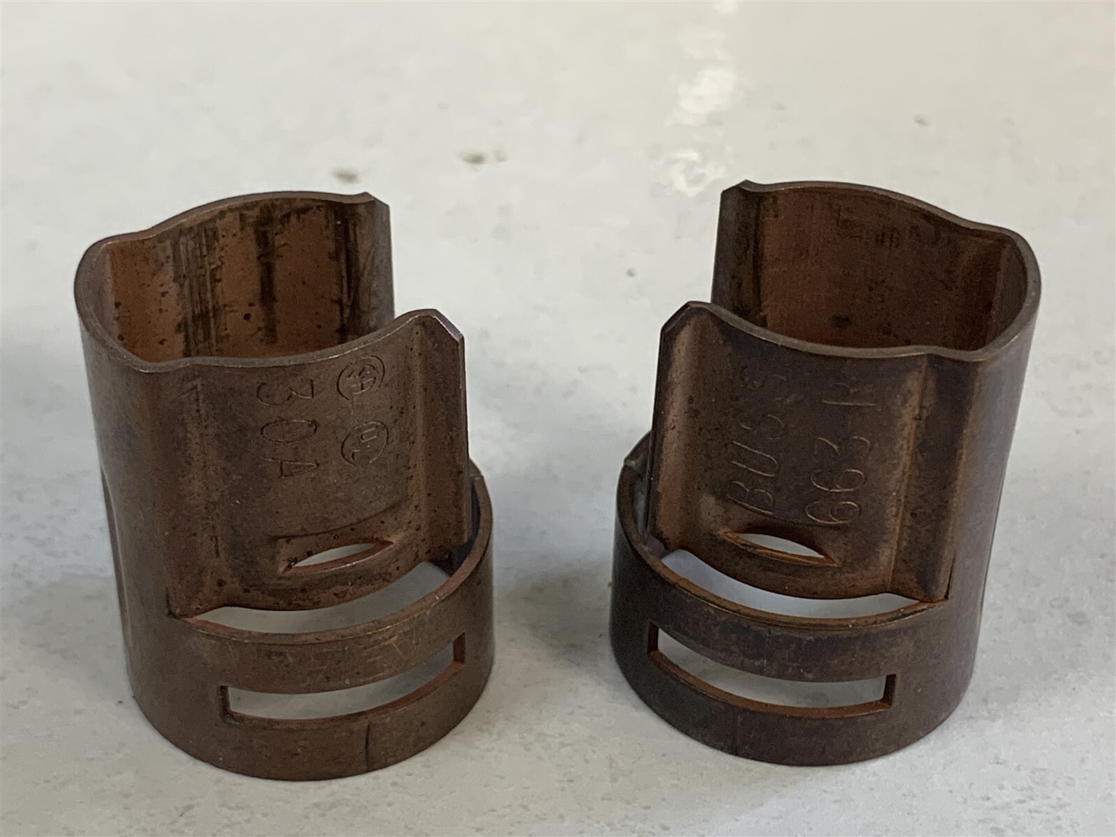 NOS BUSSMAN BUSS 663-R FUSE REDUCER Makes 30A/600V Fuse Fit 60A Clips PAIR H4-4