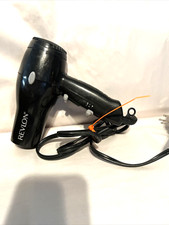 REVLON older 1875w light weight travel blow dryer. black. with cool button